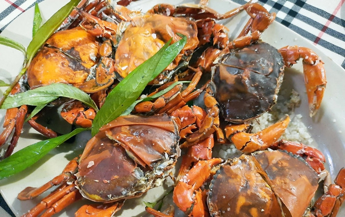 Cua hai da là đặc sản của các tỉnh như Cà Mau, Bạc Liêu, Kiên Giang, Bến Tre. Ảnh: Dân Việt