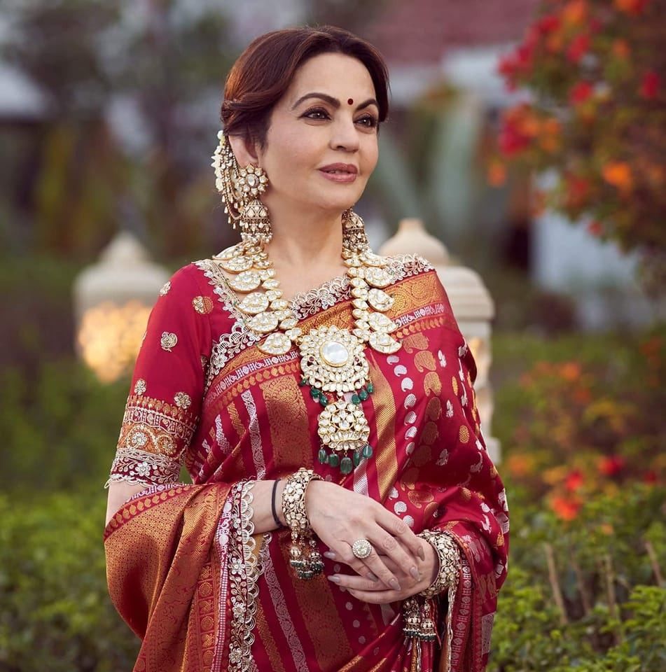 Bà Nita là nghệ sĩ múa Bharatnatyam cổ điển và từng dạy ở trường học. Vì vậy, ở bà có nhiều nét đẹp của một nghệ sĩ. Ảnh: FB Nita Ambani