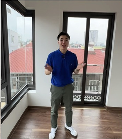 Tầng 6 được bố trí 2 phòng nhỏ dùng làm kho và không gian thờ cúng.