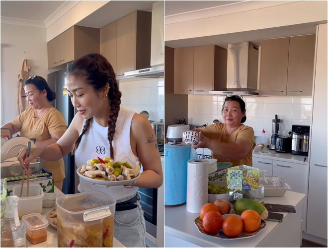 Tủ bếp kết hợp màu nâu và trắng.