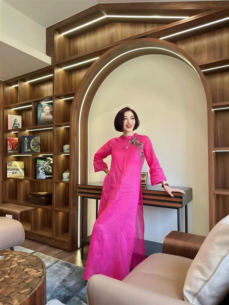 Khuôn viên yên tĩnh giữa đô thị ồn ào được gia đình Thu Hương sử dụng làm biệt thự nghỉ dưỡng.