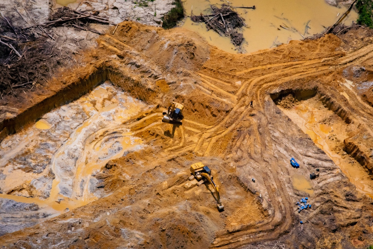 Năm 2023, Nam Phi sản xuất 100 tấn vàng, tăng từ 89 tấn vào năm 2022. Ước tính 1/10 trữ lượng vàng toàn cầu nằm ở quốc gia này và lưu vực Witwatersrand là một trong những nguồn vàng lớn nhất thế giới. Ảnh: Aviate