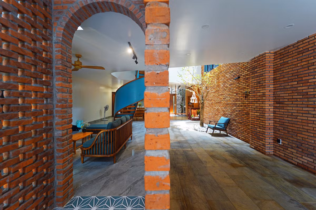 Cả hai khu vực đóng và mở đều có gió chuyển động phần lớn thời gian trong ngày, tận dụng tốt nhất nguồn năng lượng tự nhiên.