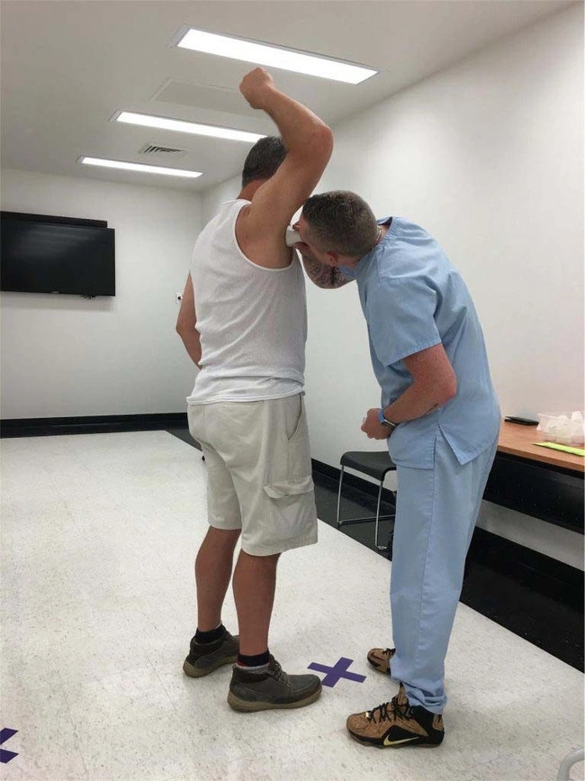 Công việc này có mức lương khá cao, khoảng 50.000 USD mỗi tháng (khoảng 1,1 tỷ đồng), nhưng không phải ai cũng muốn theo đuổi nghề này.