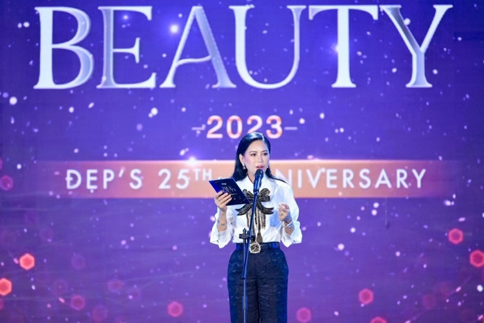 Sau khi kết hôn với tỷ phú Johnathan Hạnh Nguyễn, bà Lê Hồng Thủy Tiên không an nhàn làm một phu nhân. Bà thử sức ở lĩnh vực kinh doanh. Ảnh: Baodautu