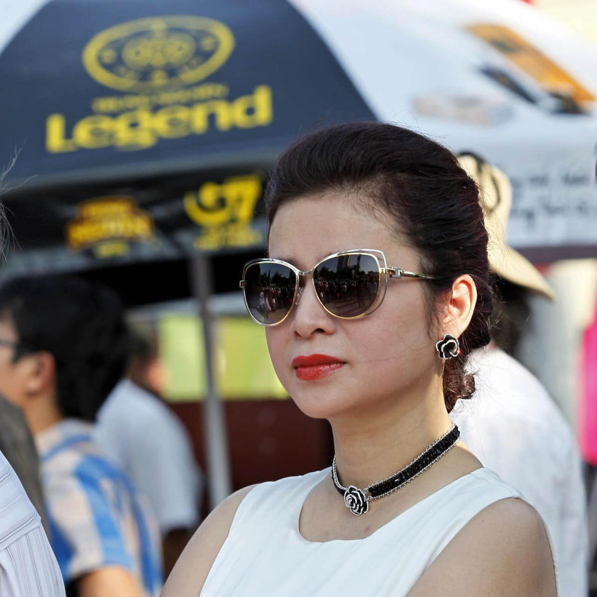 Sau ly hôn, cuộc sống của doanh nhân Lê Hoàng Diệp Thảo đã có nhiều thay đổi. Ở tuổi ngoài 50, bà vẫn sở hữu nhan sắc trẻ trung, sang trọng và quý phái.