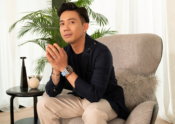 Phạm Trần Nhật Minh hay còn gọi Minh Nhựa, là con trai duy nhất của doanh nhân Phạm Văn Mười - Chủ tịch HĐTV kiêm Tổng giám đốc công ty TNHH Nhựa Long Thành. Ảnh: Internet