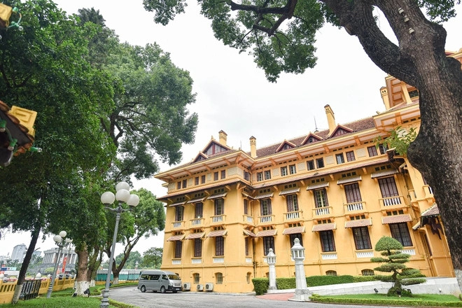Trải qua gần một thế kỷ, tòa nhà vẫn luôn được đánh giá là một kiến trúc đẹp, nổi bật tiêu biểu cho phong cách kiến trúc phương Đông. Ảnh: Dân trí