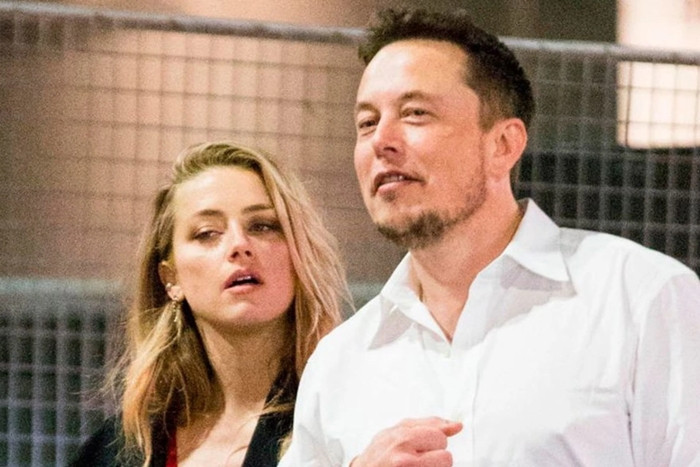 Sau đó, Elon Musk hẹn hò nữ diễn viên Amber Heard. Cặp đôi chia tay nhau chỉ sau vài tháng hẹn hò. Ảnh: Getty