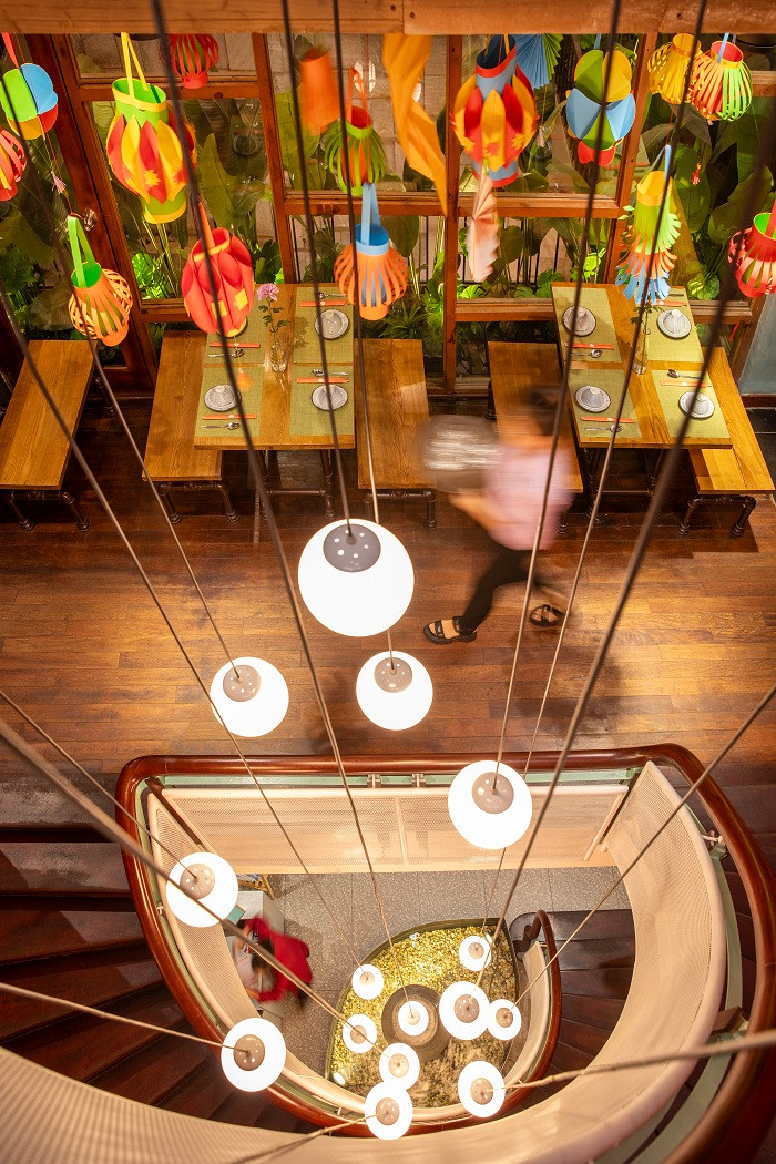 Ngắm nhà hàng đậm sắc thu Sài Gòn xưa giữa lòng Hà Nội - Hình 2 Ngam nha hang dam sac thu Sai Gon xua giua long Ha Noi-Hinh-2