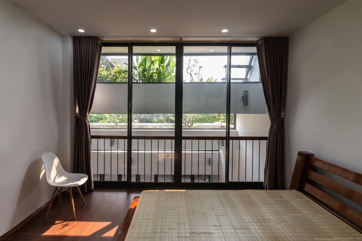 Không gian phòng ngủ đơn giản. Ảnh: Nguyễn Tiến Thành