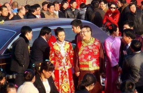 Tuy nhiên, cuộc hôn nhân của Li Zhaohui chỉ kéo dài trong 2 năm. Để chia tay Che Xiao, Li Zhaohui phải chi ra 300 triệu Nhân dân tệ (tương đương gần 1.000 tỷ đồng). Ảnh: Sohu