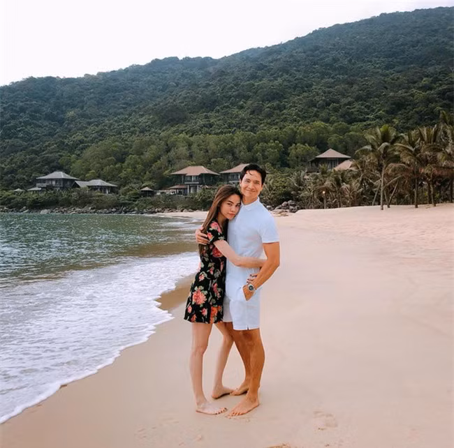 Bên cạnh đó, Hà Hồ - Kim Lý còn được cho là chi một số tiền không nhỏ cho những chuyến du lịch sang chảnh. Ảnh: FB Kim Lý
