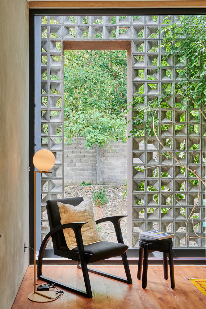 Gạch hoa gió vừa là điểm nhấn vừa đóng vai trò lưu thông không khí.