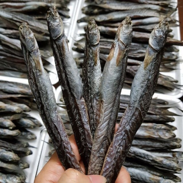 Trên thị trường, khô cá kèo có giá bán dao động từ 450.000 - 550.000 đồng/kg. Ảnh: BeeCost