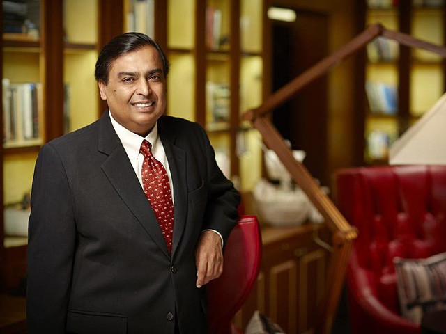 Ông Mukesh Ambani là Chủ tịch và Giám đốc điều hành của Tập đoàn Reliance Industries Limited (RIL) – một tập đoàn đa ngành lớn của Ấn Độ với sự hiện diện trong nhiều lĩnh vực như dầu khí, viễn thông, bất động sản và thương mại.