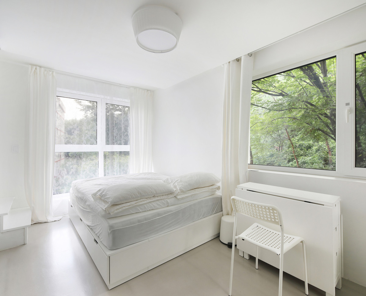 Do diện tích nhỏ, mỗi tầng chỉ 16m2 nhưng bù lại căn nhà có một vị trí đặc biệt thuận tiện cho quá trình sinh hoạt của cặp vợ chồng trẻ.