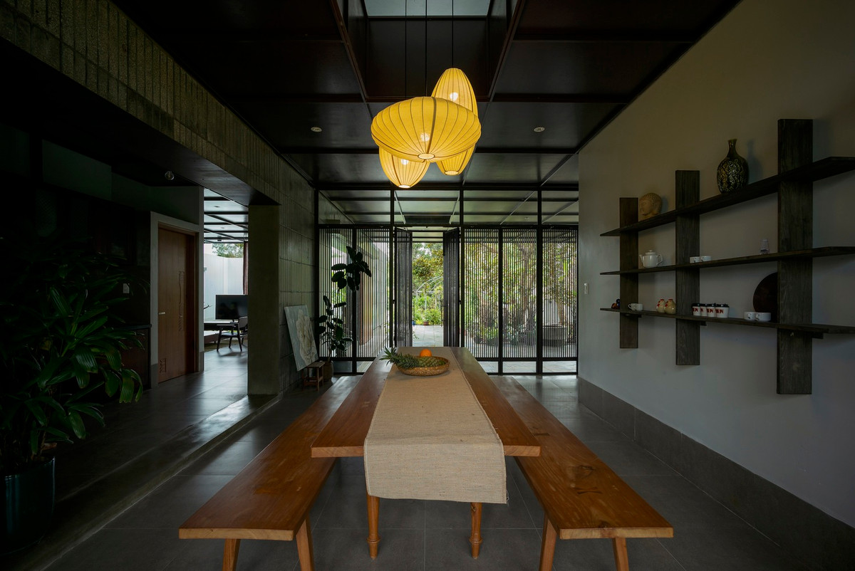 Phòng bếp cũng là nơi sum họp của đại gia đình sau một ngày làm việc, học tập.