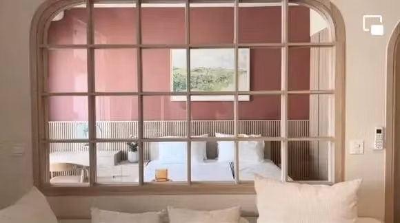 Ngoài căn hộ 150m2 này, Ngô Thanh Vân còn sở hữu nhiều căn chung cư, biệt thự khác ở TP HCM. Đầu năm 2023, Ngô Thanh Vân - Huy Trần tậu căn hộ 59m2 tại TP HCM. Ảnh: chụp màn hình