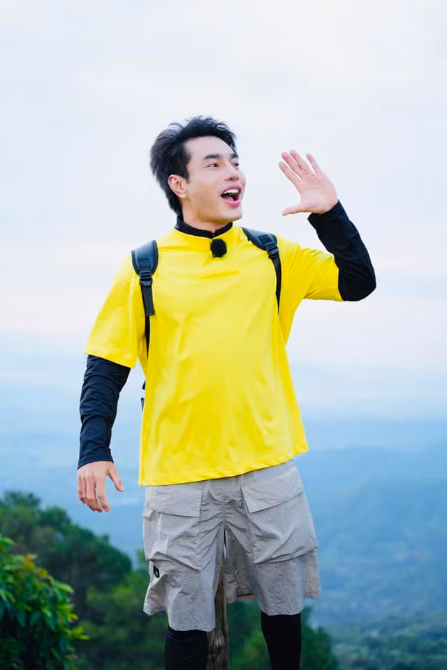 Lê Dương Bảo Lâm là diễn viên hài duyên dáng và hoạt ngôn. Anh nhận được cảm tình từ người xem và được các nhà sản xuất săn đón. Nhờ hoạt động nghệ thuật chăm chỉ, tên tuổi của Lê Dương Bảo Lâm nổi lên như diều gặp gió. Ảnh: FB Lê Dương Bảo Lâm