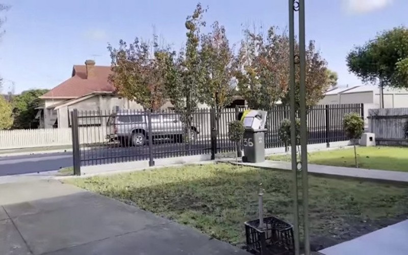 Xung quanh khu nhà của danh hài Lê Giang khá yên tĩnh, ngày thường hay cuối tuần đều không ồn ào.