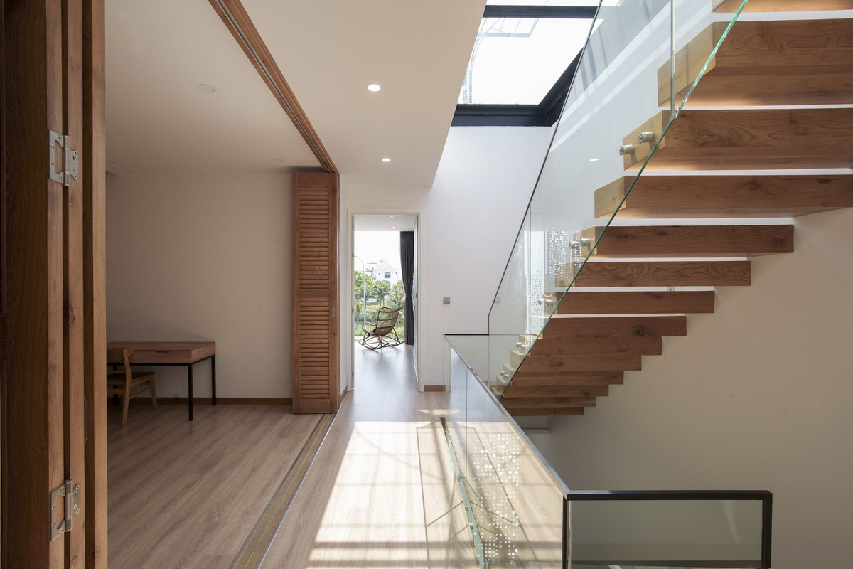 Nha 2 tang thiet ke an tuong, tan dung toi da dien tich trong rau sach-Hinh-6