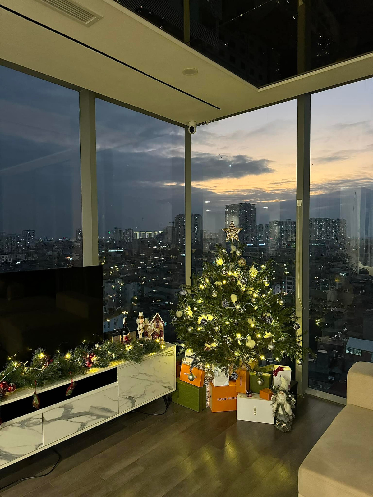 View ban đêm cực thơ mộng.