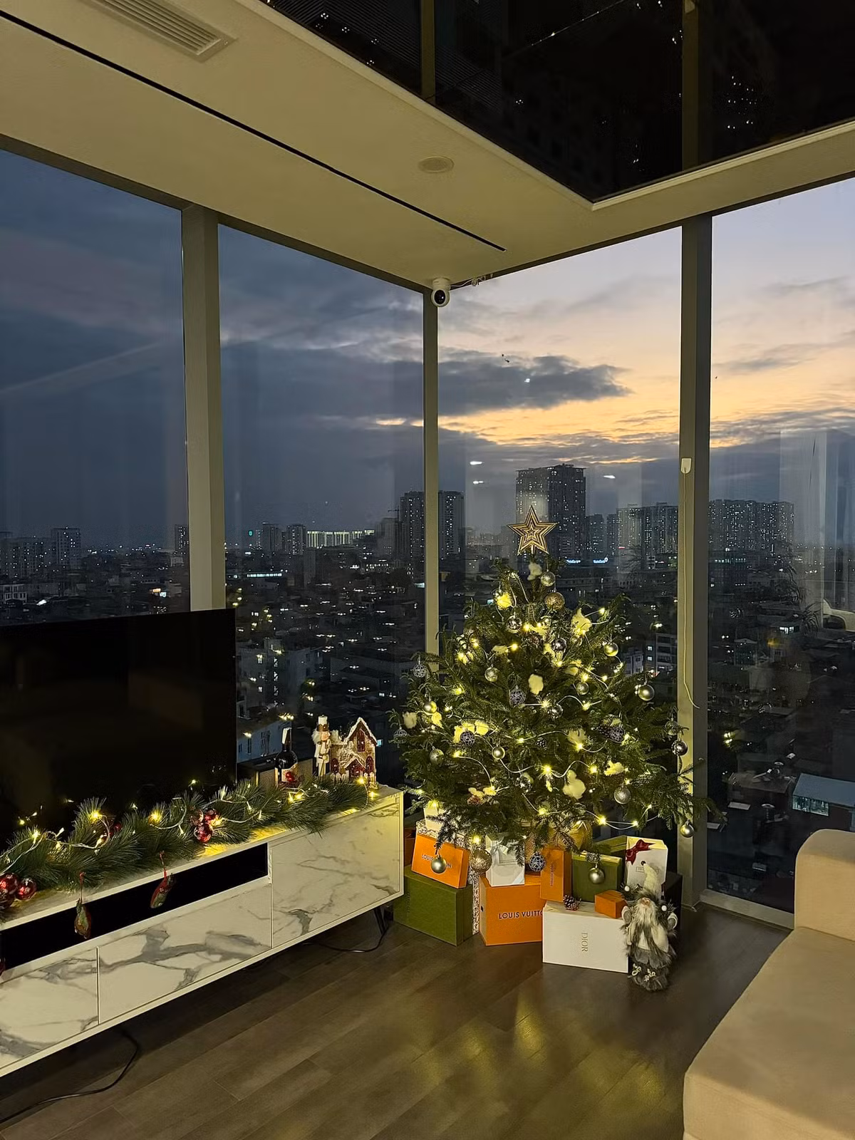 View ban đêm cực thơ mộng.