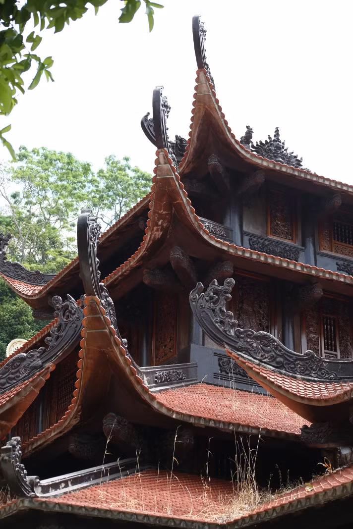 Mái chùa nhuốm màu cổ kính. Ảnh: Thế Kỳ