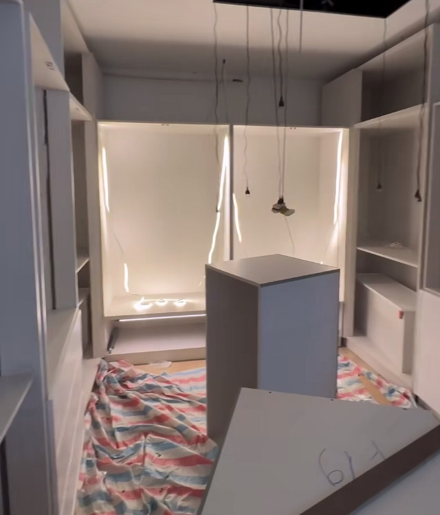 Dù đang trong quá trình hoàn thiện nhưng khán giả cũng dễ dàng nhận ra không gian căn nhà của Hoa hậu Đặng Thu Thảo khá rộng rãi. Ảnh: chụp màn hình