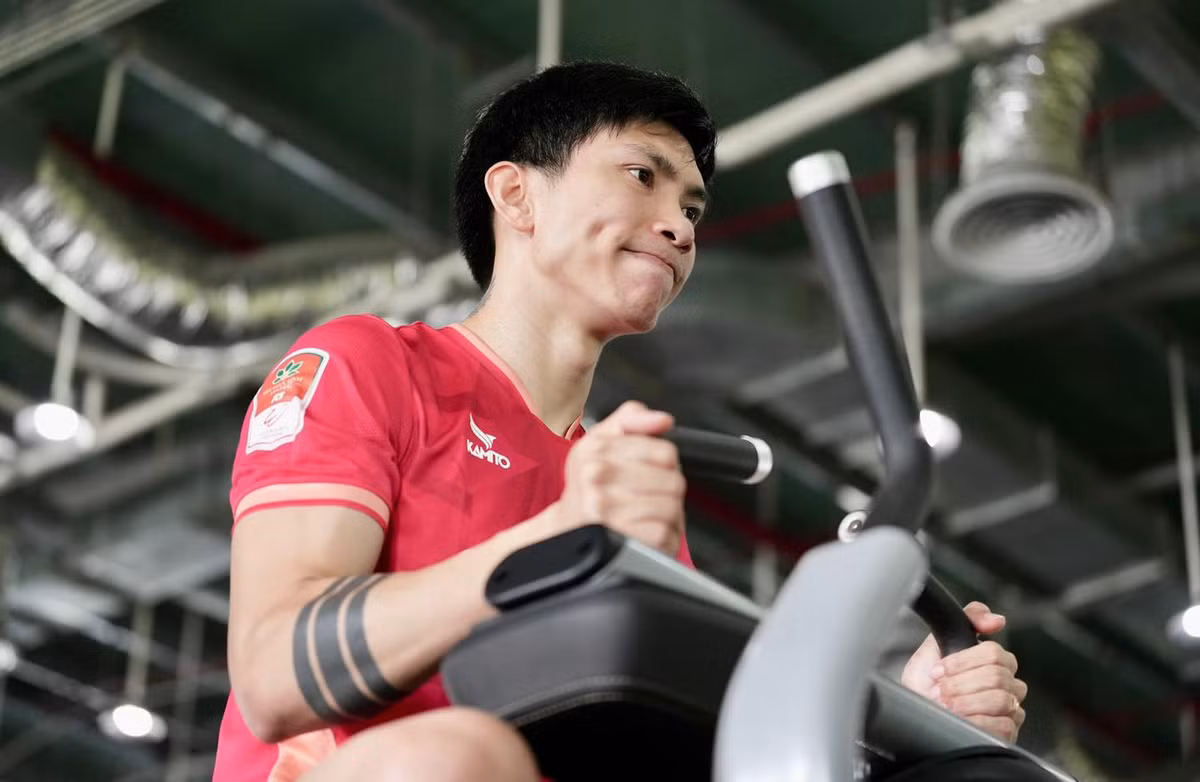 Số tiền lót tay của Đoàn Văn Hậu cũng ở mức hàng tỷ đồng. Ảnh: FB Đoàn Văn Hậu