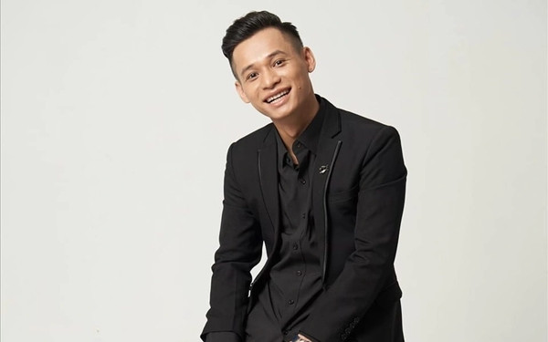 Mới đây, Độ Mixi gây chú ý cộng đồng mạng khi thông báo kênh YouTube 7,33 triệu người theo dõi của anh đã bị hack. Là một trong "tứ hoàng streamer" của Việt Nam, nguồn thu nhập chính của Độ Mixi đến từ YouTube. Ảnh; FBNV