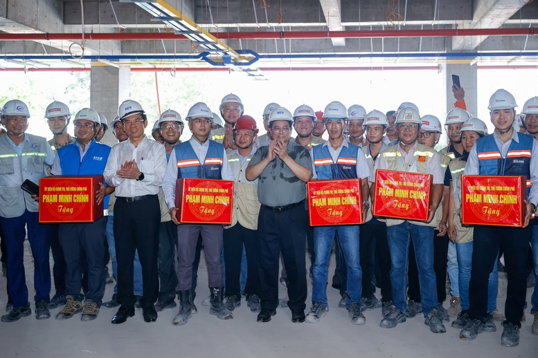 Thu tuong kiem tra, doc thuc hoan thanh nha ga T3 Tan Son Nhat vao 30/4/2025-Hinh-8