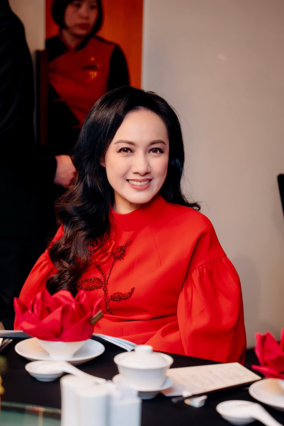 Hiện tại, Hoài Anh có sự nghiệp thành công, gia đình hạnh phúc bên chồng và con gái Kỳ Uyên. Con gái của nữ BTV thừa hưởng vẻ ngoài xinh xắn, phúc hậu từ cả cha lẫn mẹ.