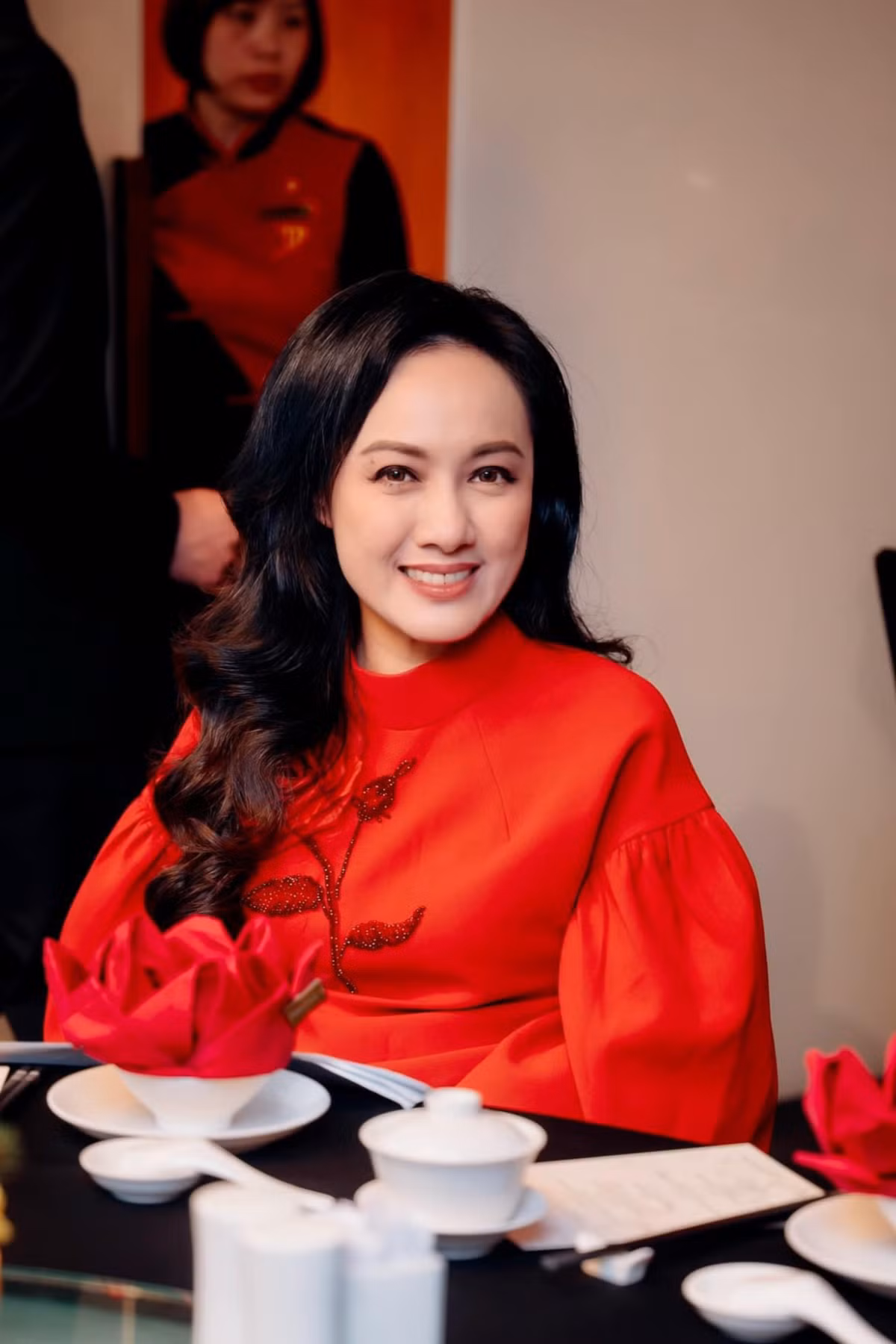 Hiện tại, Hoài Anh có sự nghiệp thành công, gia đình hạnh phúc bên chồng và con gái Kỳ Uyên. Con gái của nữ BTV thừa hưởng vẻ ngoài xinh xắn, phúc hậu từ cả cha lẫn mẹ.