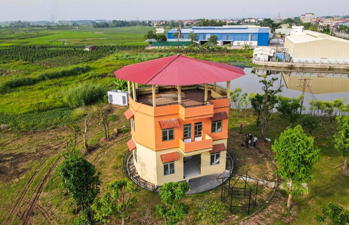 Câu chuyện ông Nguyễn Văn Lượng (SN 1957, ở TP. Bắc Giang) tự mày mò, nghiên cứu và xây dựng ngôi nhà tự xoay 360 độ độc đáo từng khiến dư luận xôn xao. Ảnh: Vietnamnet