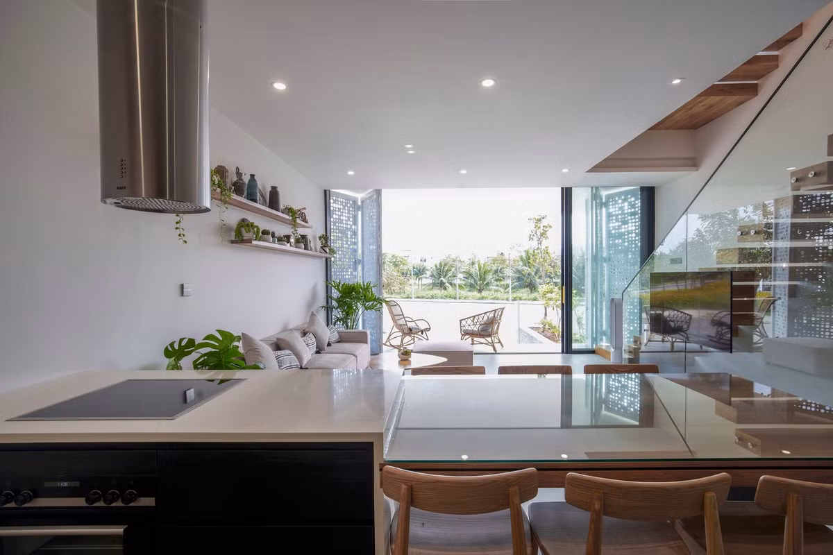 Ngoài ra, vườn rau còn giúp chống nóng cho các tầng dưới và chống vỡ bê tông do thay đổi nhiệt độ ngày đêm hay thay đổi đột ngột.