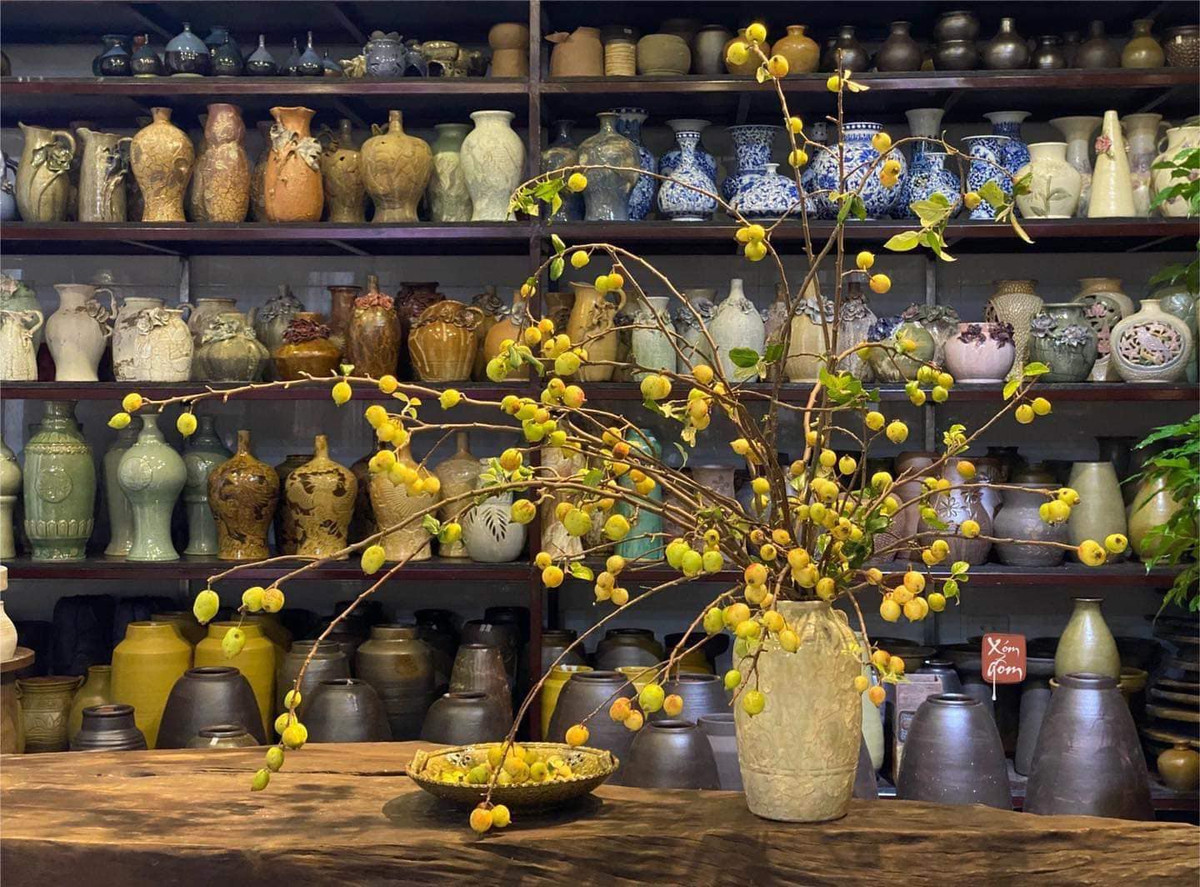 Tương tự, cành táo mèo cũng được nhiều chị em lựa chọn để trang trí nhà. Ảnh: FB Nguyễn Bích Thảo