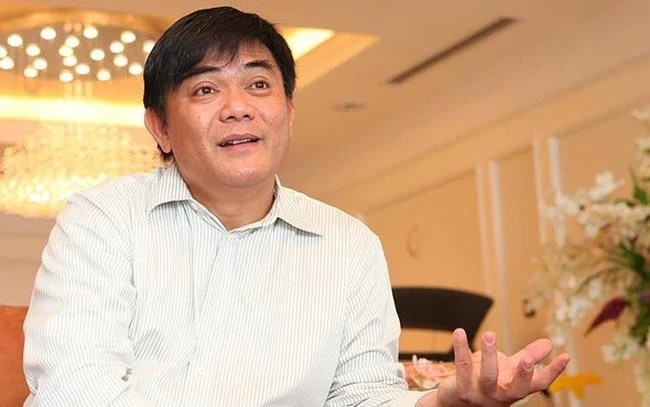 Mới đây, Ngân hàng TNHH Indovina (IVB) thông báo chào bán 5 khoản nợ có tài sản bảo đảm, với tổng giá bán nợ gần 1.100 tỷ đồng. Trong đó, đáng chú ý là khoản nợ hơn 480 tỷ đồng của CTCP Đường Man – thành viên của Công ty TNHH Hòa Bình (Hòa Bình Group) - nơi ông Nguyễn Hữu Đường (đại gia Đường bia) làm Chủ tịch HĐQT. Ảnh: Internet