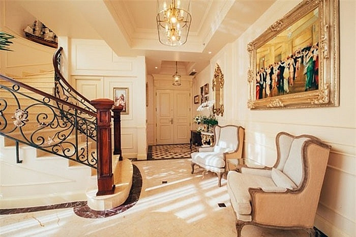 Căn penthouse tại Vũng Tàu thiết kế theo phong cách hoàng gia cũng là một phần trong số tài sản của gia đình nàng hậu.