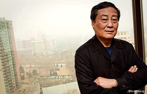 Zong Qinghou đến trụ sở công ty trước 7 giờ sáng và làm việc đến 11 giờ tối. Ông không có sở thích nào ngoài việc hút thuốc và uống trà Lipton. Ảnh: Getty