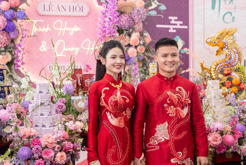 Sau khi xác định về chung nhà, Quang Hải - Chu Thanh Huyền khiến khán giả tò mò về khối tài sản cả 2 người gộp lại. Ảnh: Dân trí