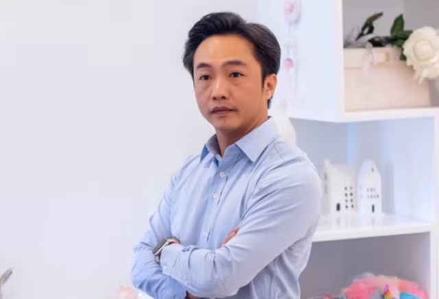 Trước đó, từ 2006 đến 2018, doanh nhân Nguyễn Quốc Cường liên tục giữ vị trí Phó tổng giám đốc Quốc Cường Gia Lai. Ngoài ra, ông còn là Thành viên HĐQT, người công bố thông tin tại doanh nghiệp này. Ảnh: Aninhtiente