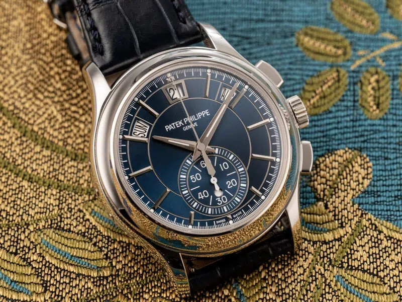 Patek Philippe chủ yếu sử dụng các kim loại quý như vàng 18k (với nhiều sắc thái khác nhau bao gồm vàng, trắng và hồng) và bạch kim cho vỏ đồng hồ. Ảnh: Global Boutique