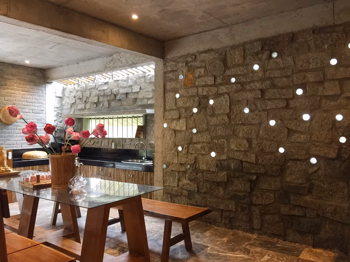 Hoa Phong House là không gian thư giãn xoa dịu những mệt mỏi, áp lực của nhịp sống đô thị hối hả.