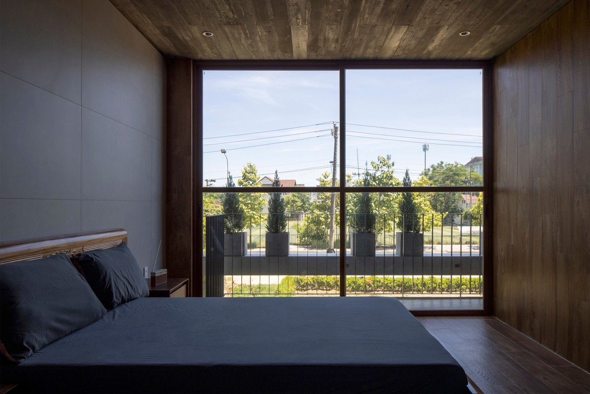 Triết lý thiết kế của công trình nhấn mạnh vào tính bền vững, tận dụng các yếu tố tự nhiên như ánh sáng, gió và cây xanh để nâng cao chất lượng cuộc sống. Ảnh: Hoàng Lê