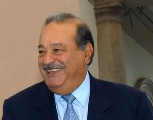 Carlos Slim Helú thường nhắm vào các doanh nghiệp có tương lai nhưng sắp bị phá sản và mua lại các doanh nghiệp đó, bỏ tiền tu bổ và khiến cho chúng phát triển vượt bậc thành những công ty hùng mạnh. Ảnh: Forbes Mexico