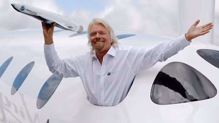 Từ trước đến nay, Richard Branson nổi tiếng là vị doanh nhân có tính cách đầy táo bạo, thích chơi ngông, luôn biết cách biến mình trở thành trung tâm của mọi sự chú ý. Ảnh: Getty
