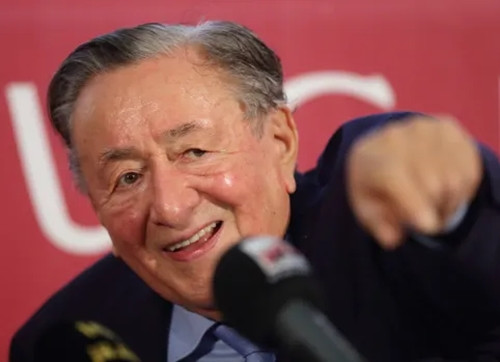 Sau đó, ông được chẩn đoán mắc bệnh ung thư da vào năm 2020 và căn bệnh tái phát vào năm 2021 khiến ông phải trải qua ca phẫu thuật để điều trị cả hai bệnh. Ảnh: New York Daily