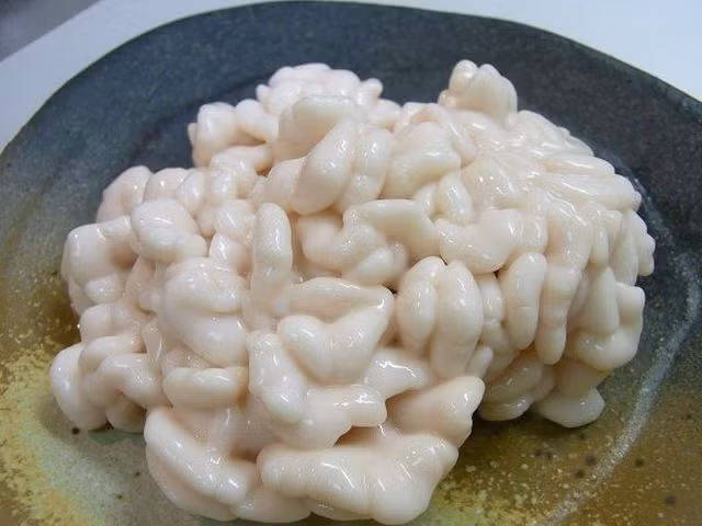 Tinh hoàn cá - đặc sản nổi tiếng Nhật Bản, được nhà giàu Việt săn lùng trong thời gian gần đây. Ảnh: Yamanaka Việt Nam